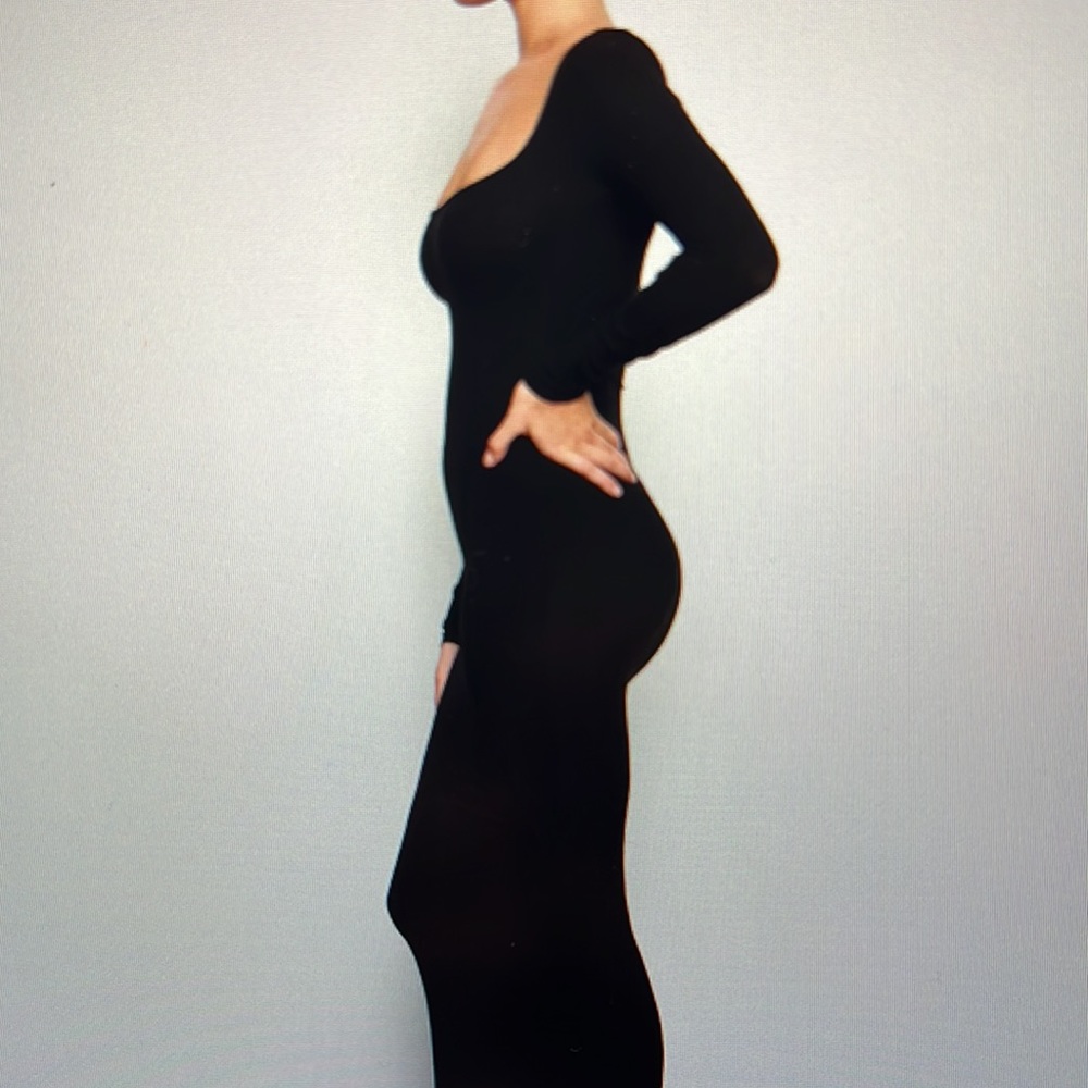 SKIMS Long Sleeve Lounge Dress, NWT - Picture 3 of 8